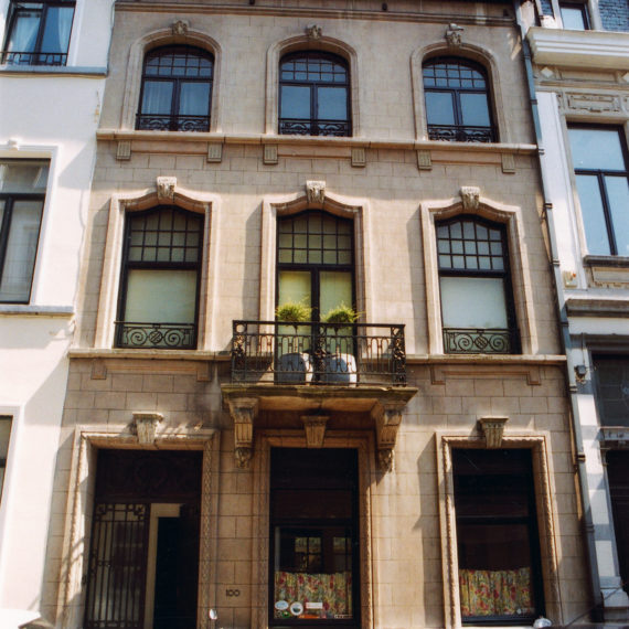 Pierre De Doncker - rénovations - rue Souveraine - façade